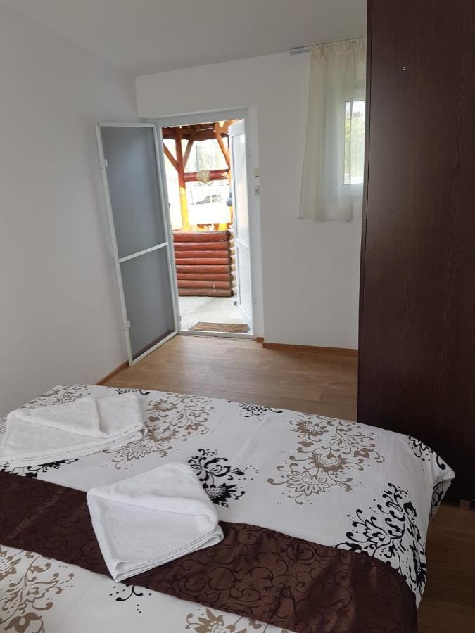 Casa Antonia Si Maria Hotell Ostrov Eksteriør bilde